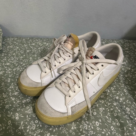 Nike Blazer Low Platform White/Lemon Wash size 7 - Picture 7 of 7